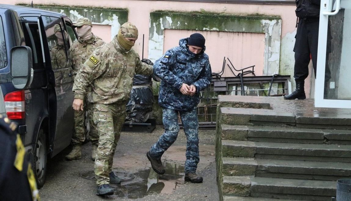 Передати поранених моряків іншій країні: Україна озвучила Росії нову вимогу Передати поранених моряків іншій країні: Україна озвучила Росії нову вимогу