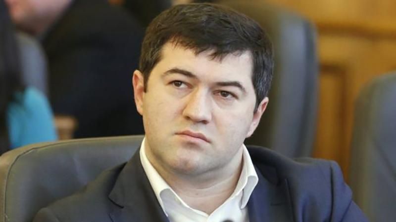 Скандальный Насиров хотел посетить Давос как кандидат в президенты, но суд ему не позволил