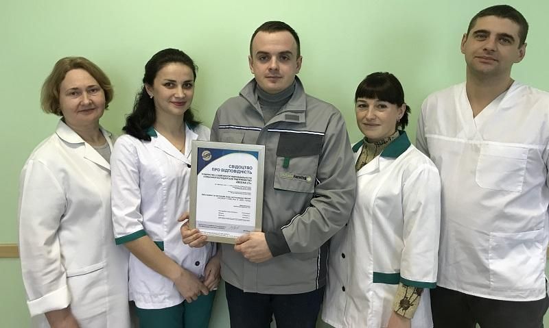 Найвищої якості: корми для несучок від "Укрлендфармінг" отримали міжнародний сертифікат