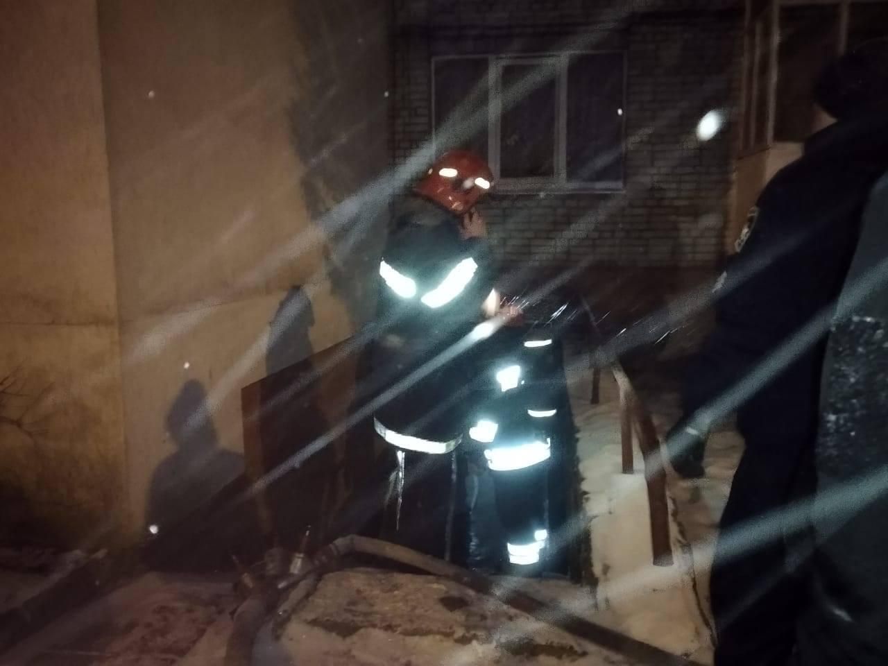 Во Львове произошел взрыв в подвале жилого дома: жителей эвакуировали