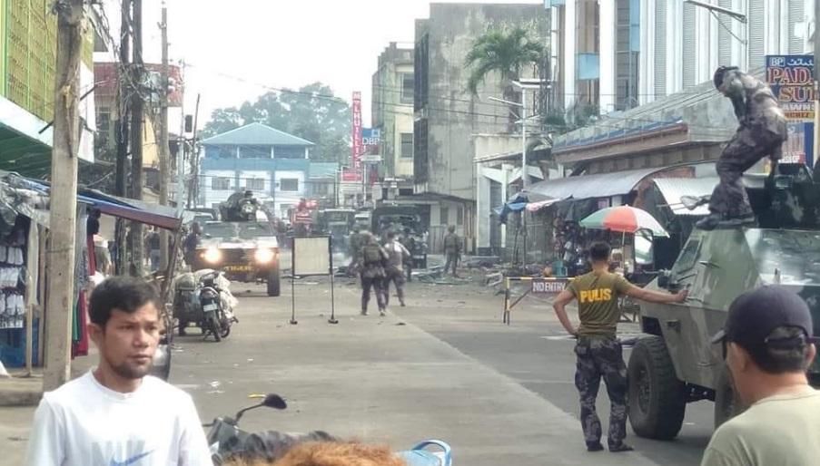 На Філіппінах, під час подвійного вибуху біля церкви, загинуло 19 осіб
