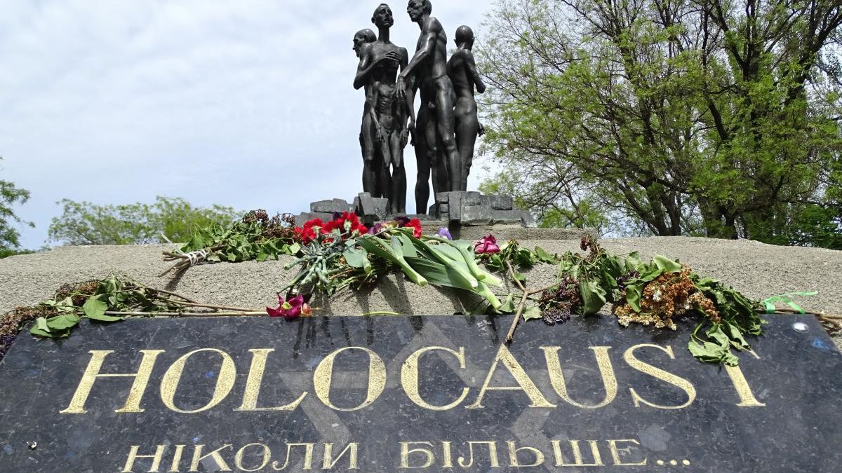 Холокост и Голодомор: как срабатывает инстинкт "Никогда снова" у украинцев и евреев