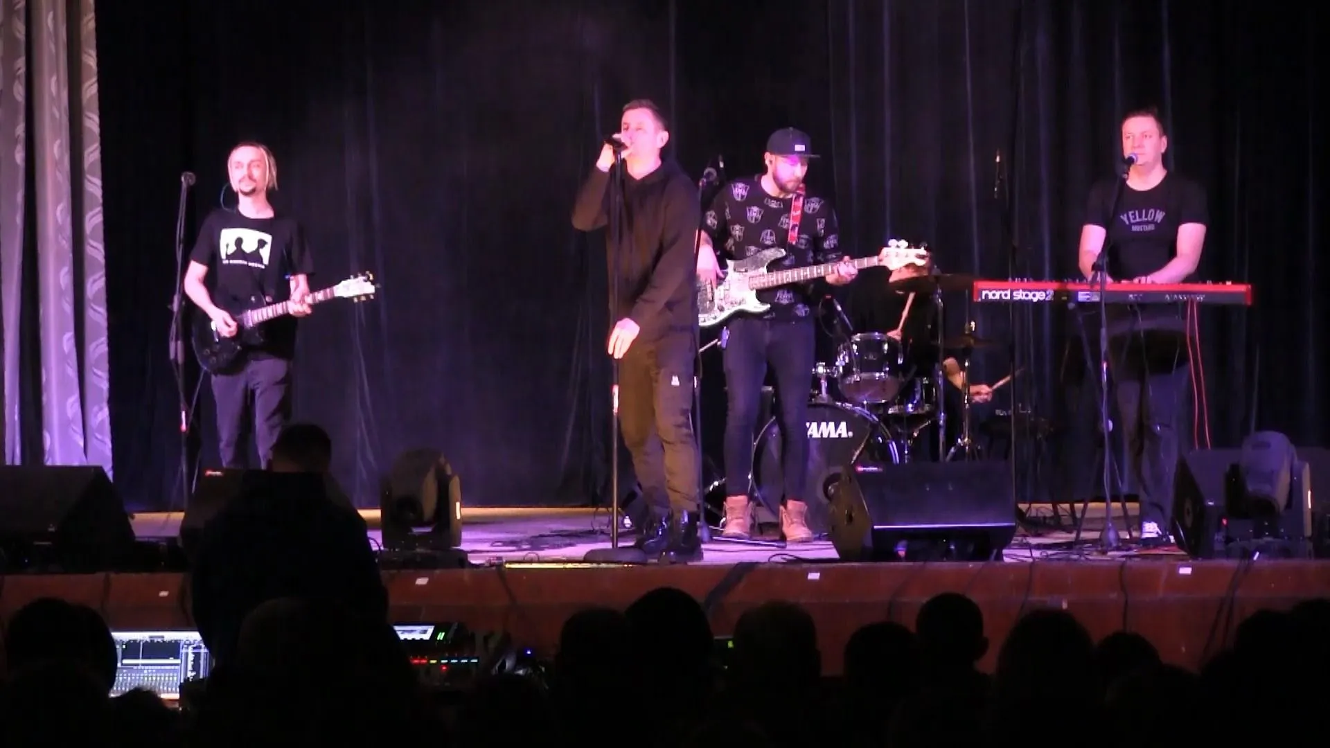 Жадан Жадан і собаки Війна на Донбасі Жадан Жадан і собаки Війна на Донбасі