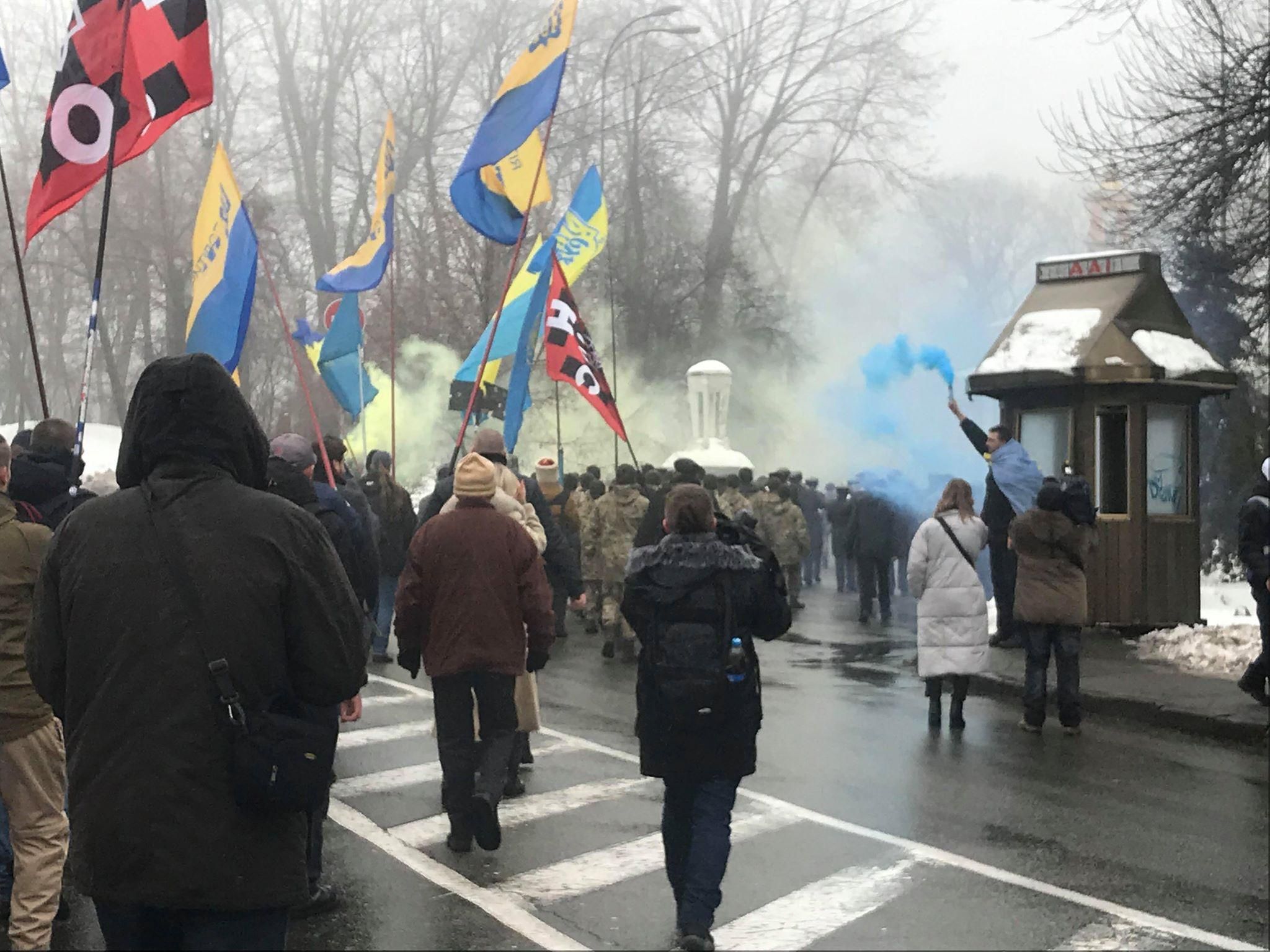 "Перші кіборги": як в Україні вшанували пам'ять загиблих у бою під Крутами