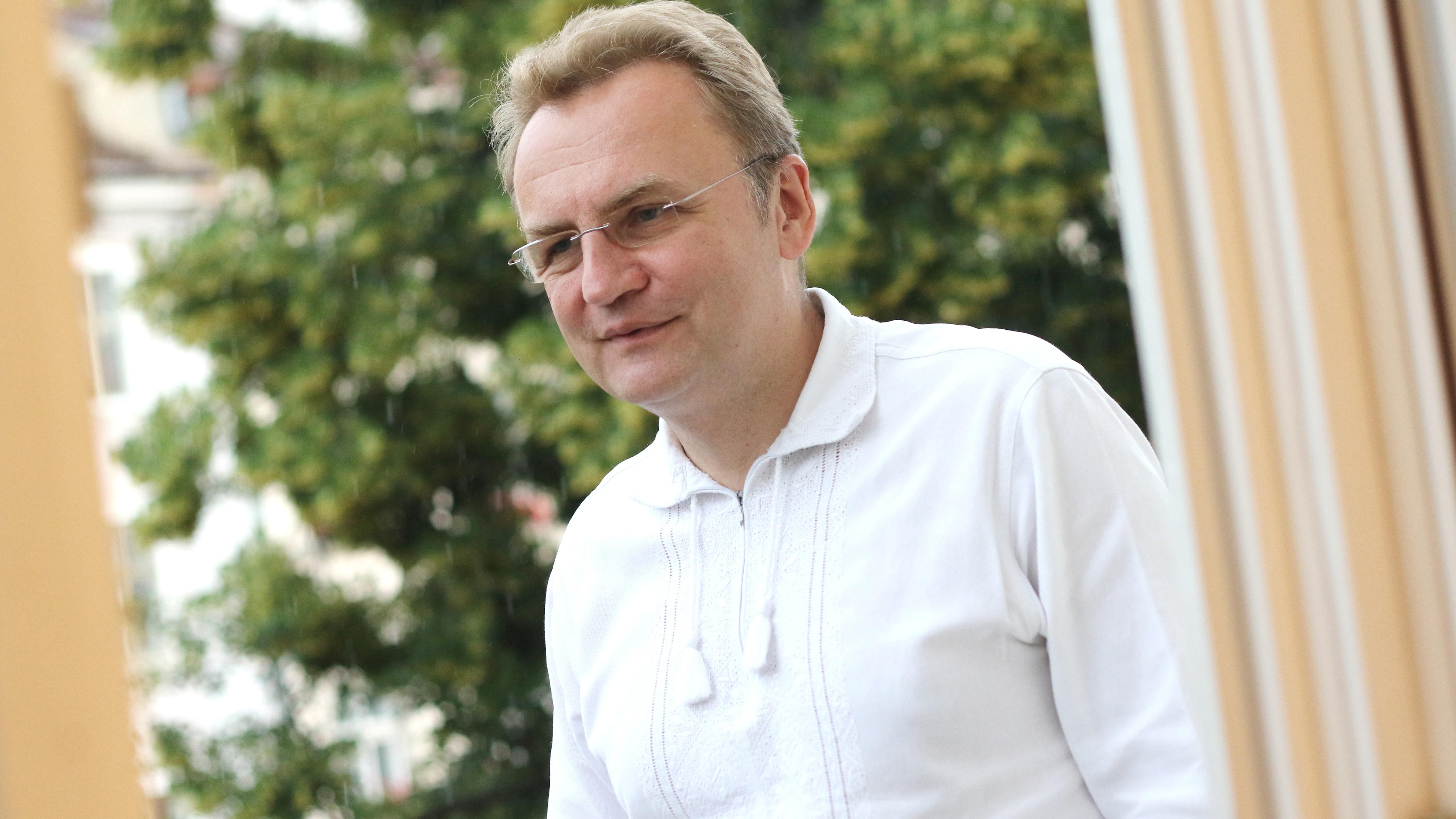 Хто фінансує передвиборчу кампанію Садового Хто фінансує передвиборчу кампанію Садового