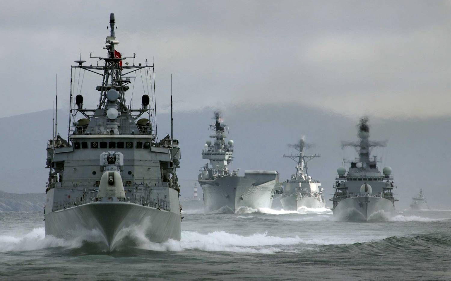 Германия готова направить корабли в Черное море, чтобы сдержать Россию
