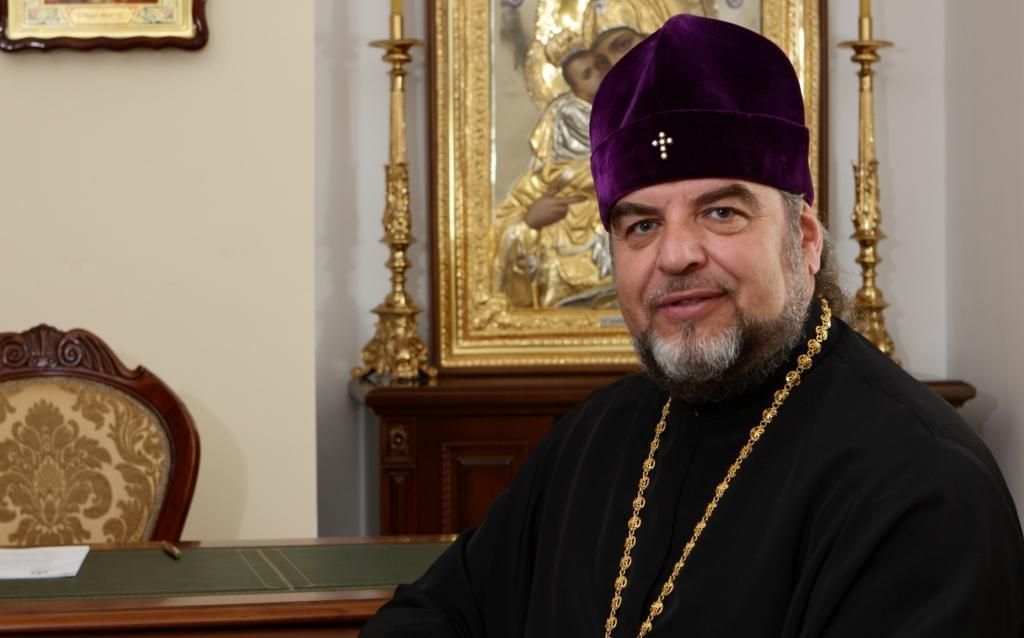 "Він принижує мою гідність": митрополит Симеон позивається до суду на очільника УПЦ МП Онуфрія