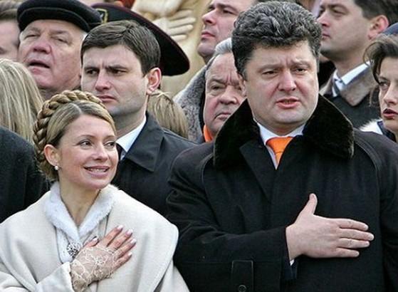 Петро Порошенко та Юлія Тимошенко під час Помаранчевої революції
