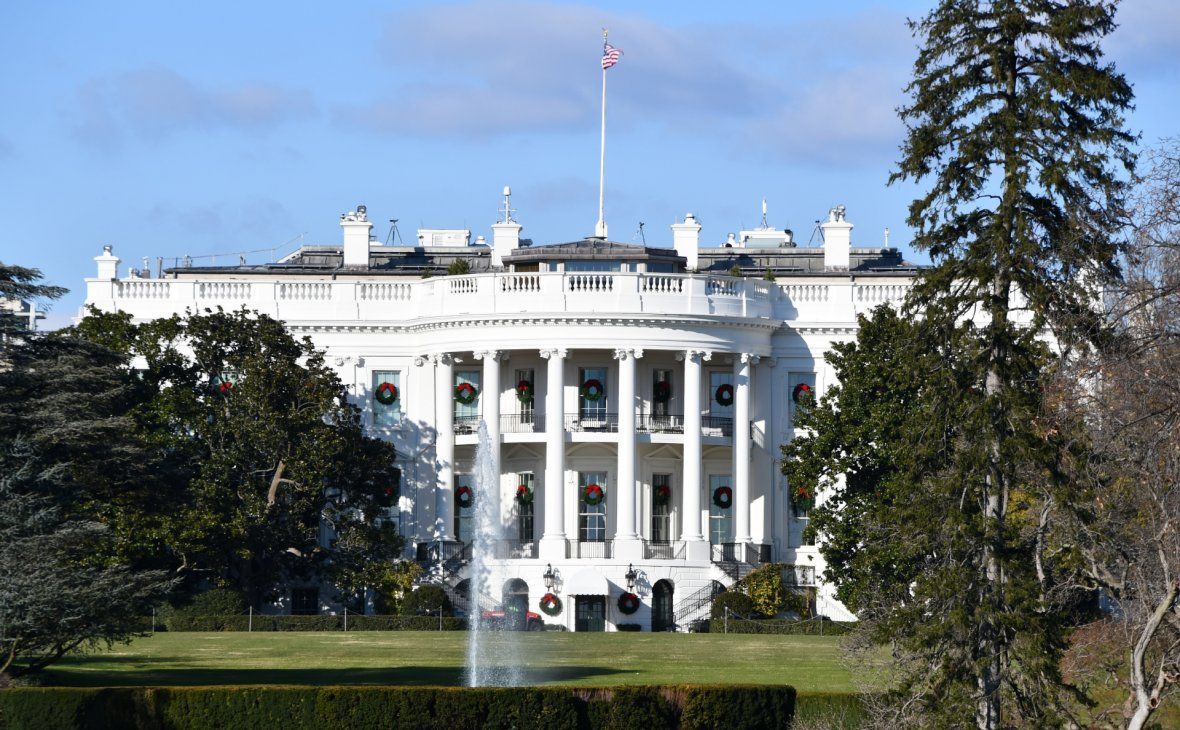 В Вашингтоне неизвестный пытался напасть на автоколонну делегации КНР В Вашингтоне неизвестный пытался напасть на автоколонну делегации КНР