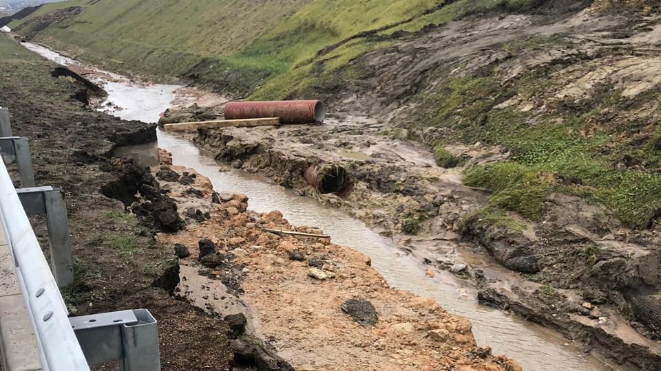Рух Кримським мостом під загрозою: окупанти вкотре зганьбилися Рух Кримським мостом під загрозою: окупанти вкотре зганьбилися