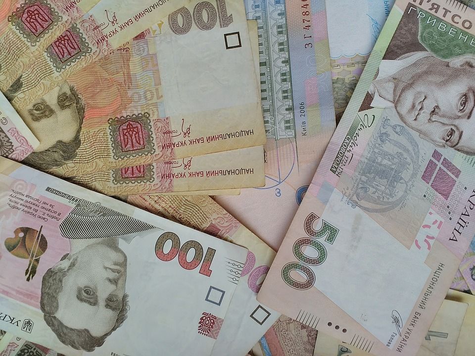 Куда идут деньги, которые вносят кандидаты в президенты Украины