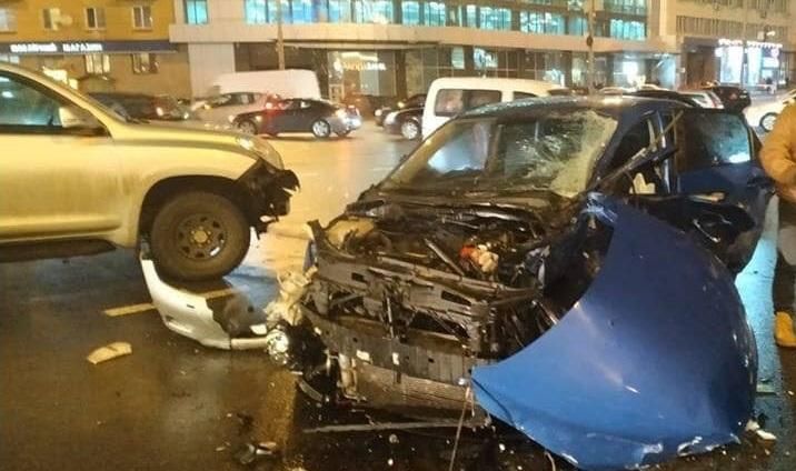 ДТП на площади Победы Киев - в аварии погибла девушка - видео 31 января 2019