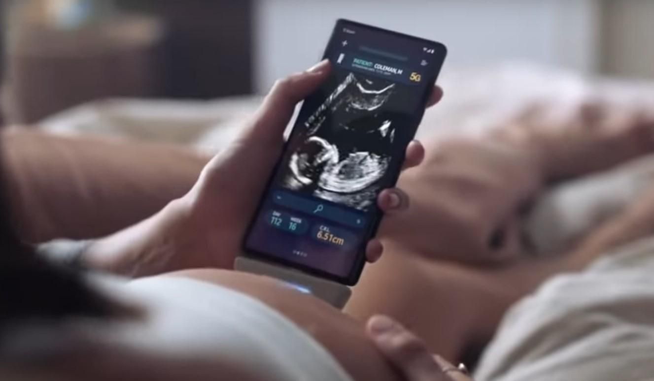 Відео дня: через витік Samsung Galaxy S10  з’явився в офіційному ролику