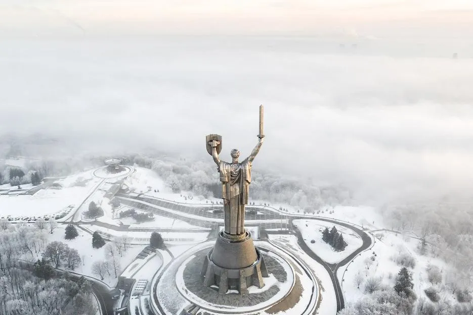 Монумент Монумент