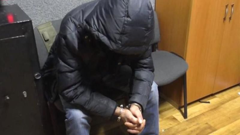 Жорстоке вбивство подружжя в Миколаєві: нападнику обрали запобіжний захід Жорстоке вбивство подружжя в Миколаєві: нападнику обрали запобіжний захід