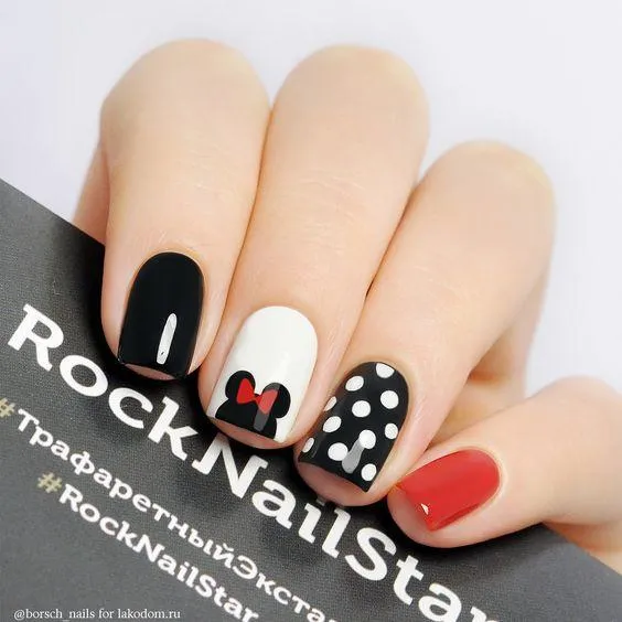манікюр на валентина манікюр на валентина