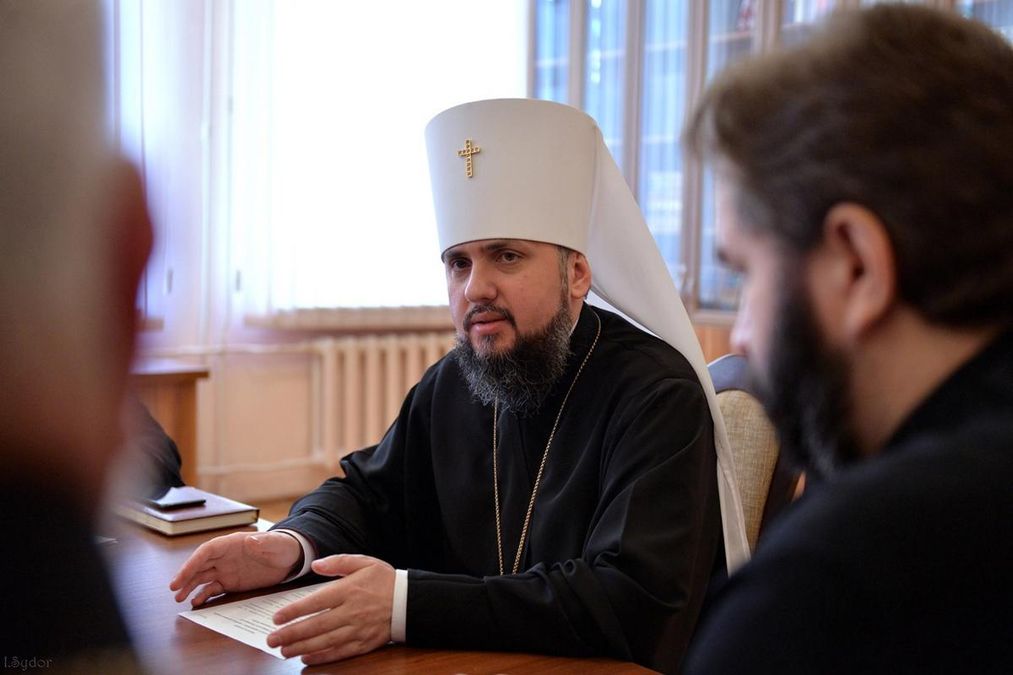 Подробности из жизни Епифания: как живет и справляется с предстоятельством в новой церкви Подробности из жизни Епифания: как живет и справляется с предстоятельством в новой церкви