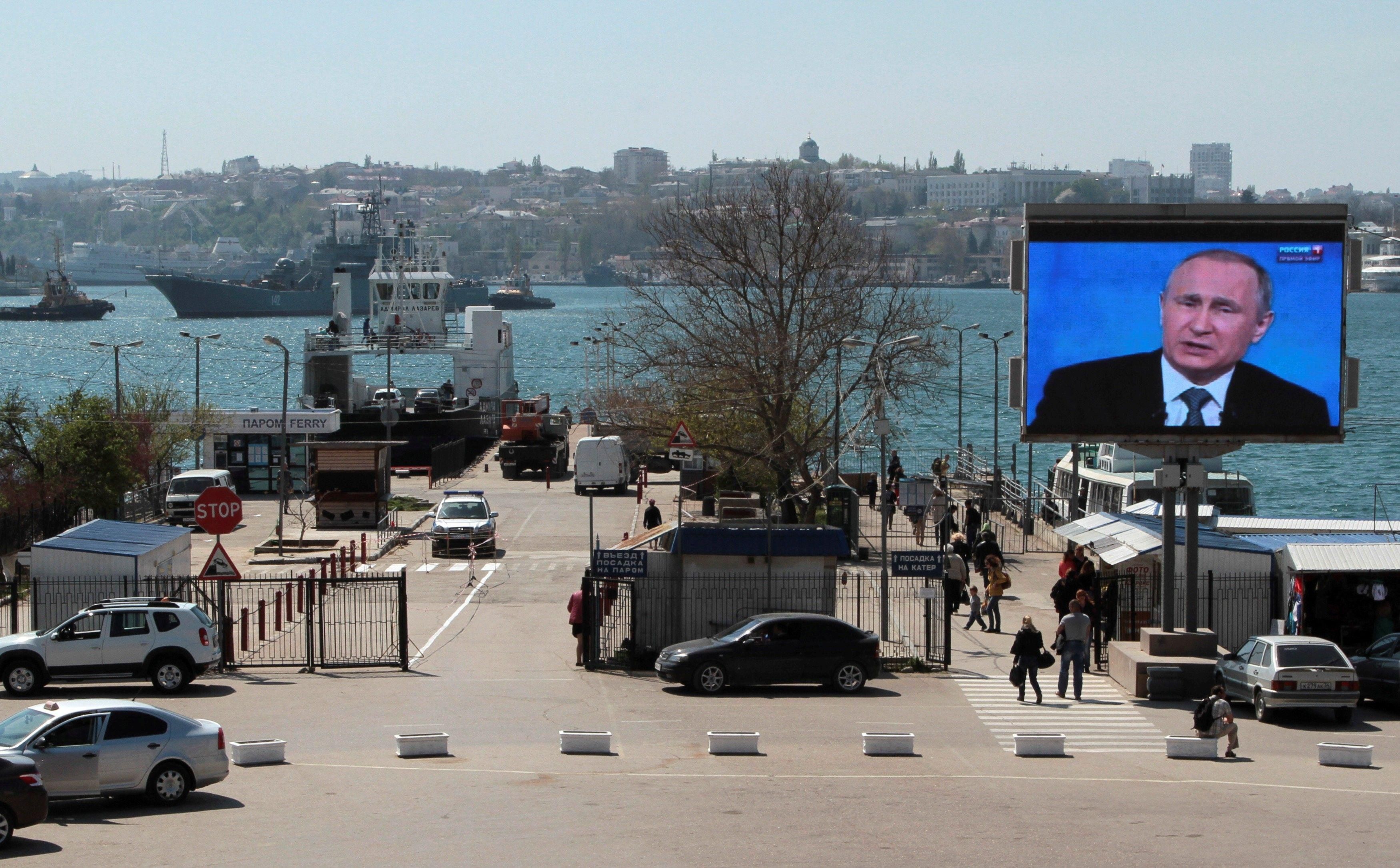 В России заявляют о визите большой делегации европейских политиков в оккупированный Крым В России заявляют о визите большой делегации европейских политиков в оккупированный Крым