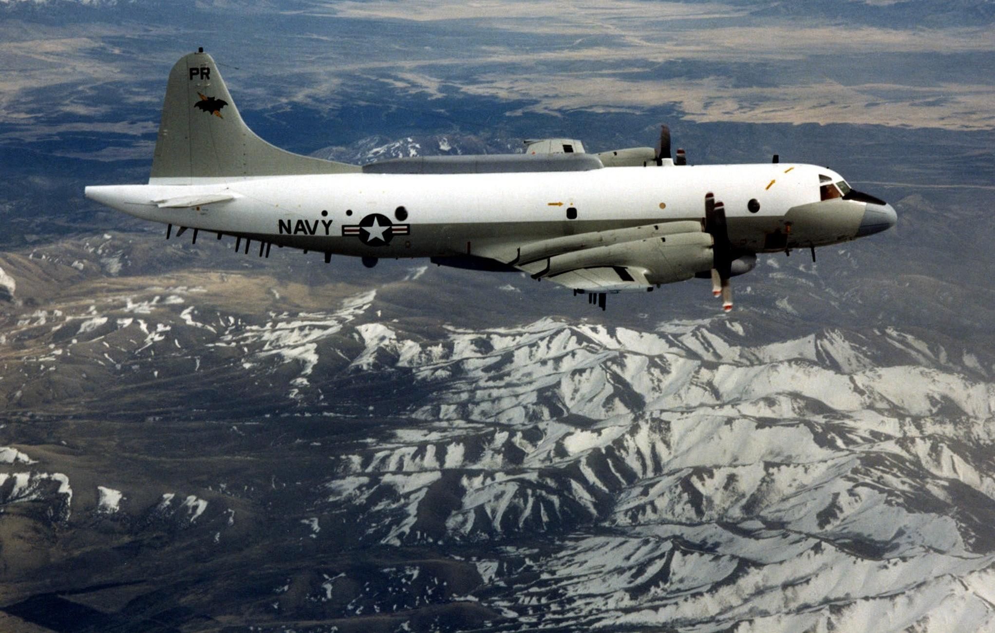 Не теряют бдительности: к побережью Крыма снова полетел американский самолет Не теряют бдительности: к побережью Крыма снова полетел американский самолет