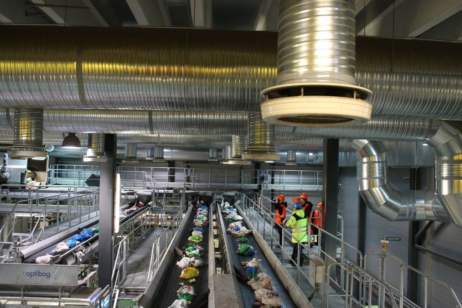 Мусороперерабатывающий завод во Львове: кто и почему хочет сорвать его строительство Мусороперерабатывающий завод во Львове: кто и почему хочет сорвать его строительство