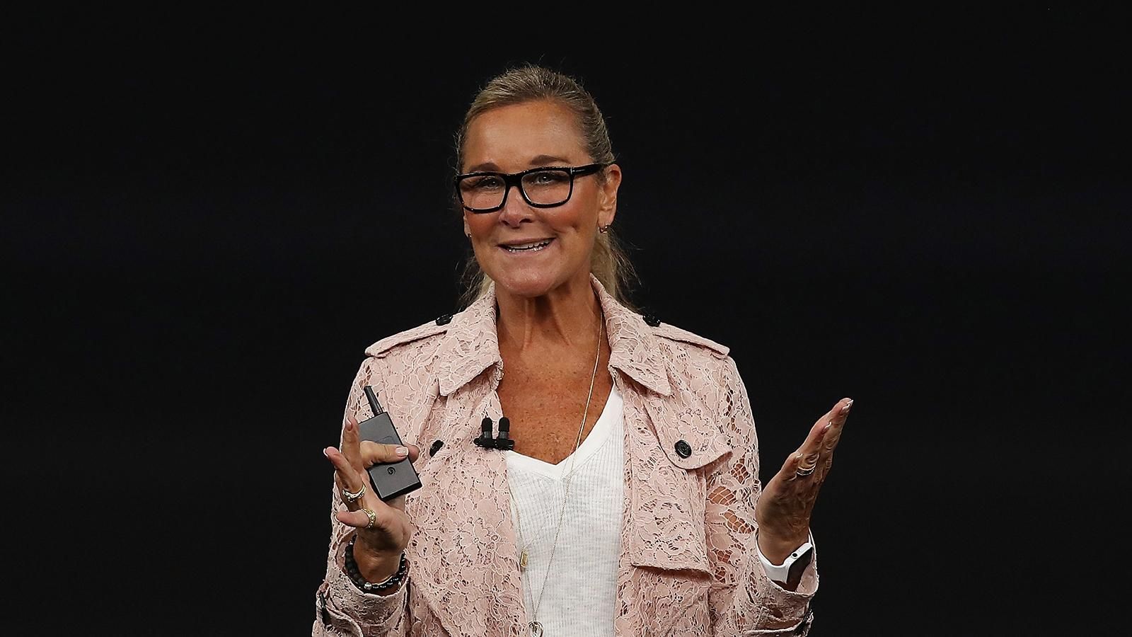 Apple потеряет ценного сотрудника: детали Apple потеряет ценного сотрудника: детали