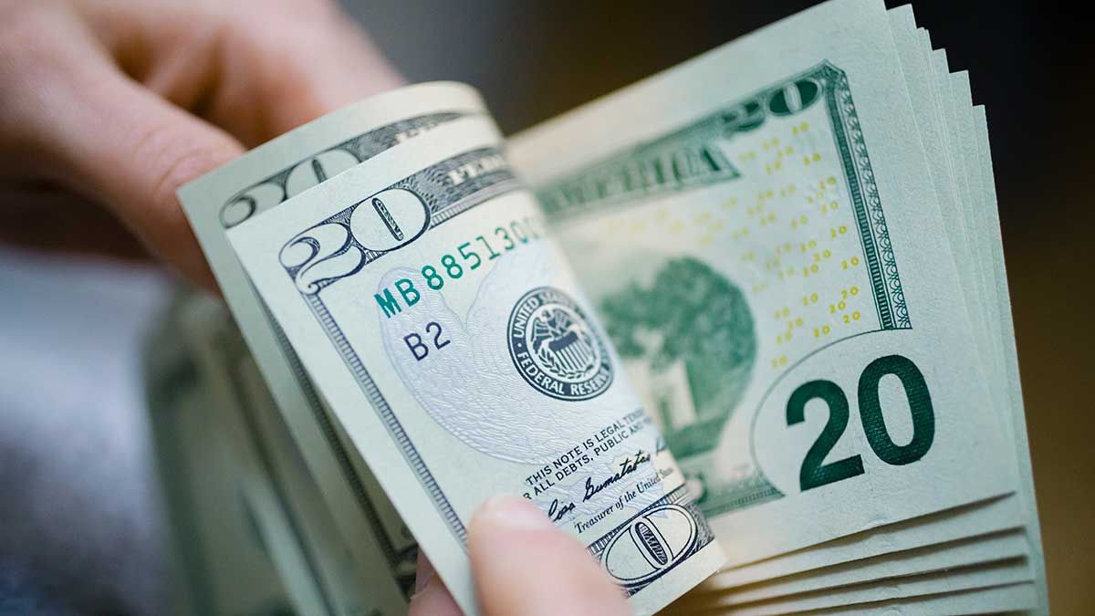 Курс валют НБУ на 11.02.2019: курс долара, курс євро