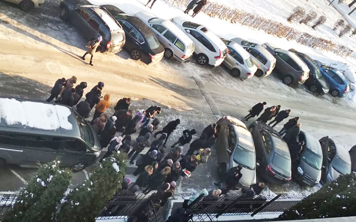 Детективы НАБУ обыскивают "Аграрный фонд": в деле замешан олигарх Детективы НАБУ обыскивают "Аграрный фонд": в деле замешан олигарх