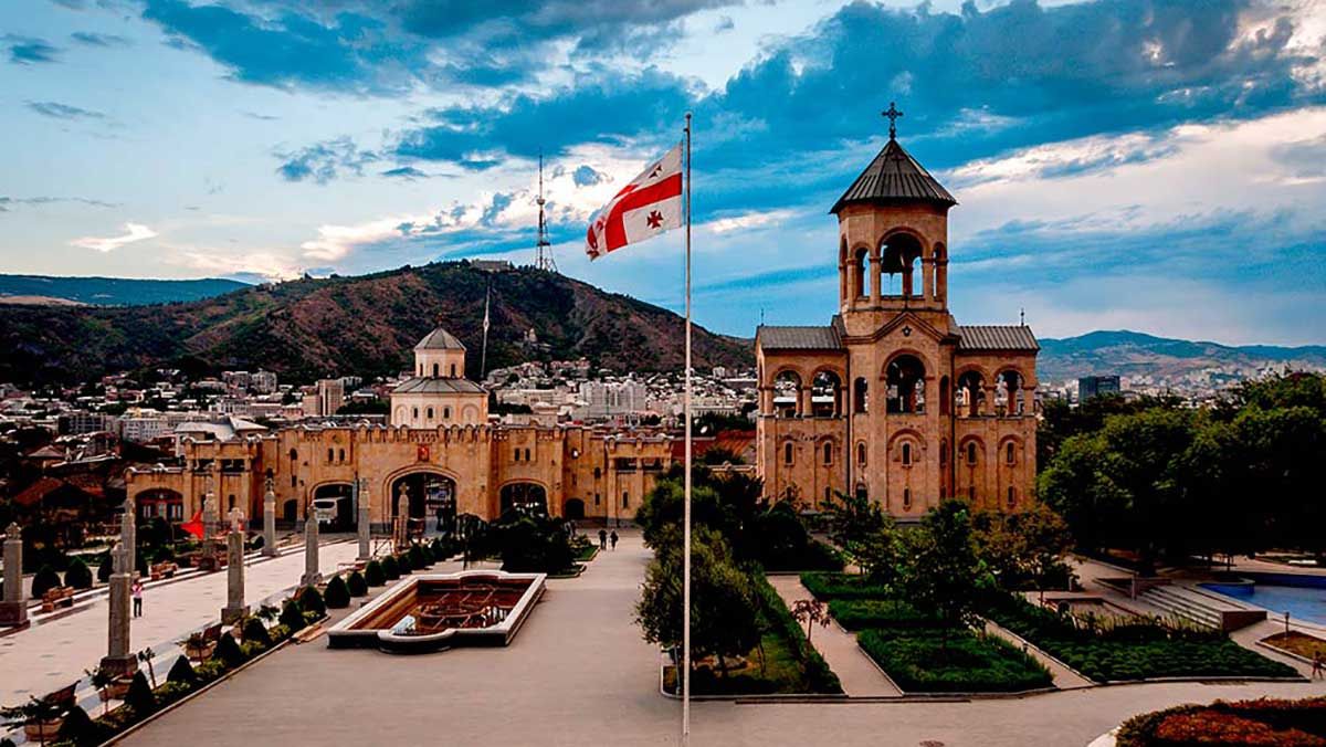 В Грузию без загранпаспорта с 1 марта 2019 по ID-карточкам В Грузию без загранпаспорта с 1 марта 2019 по ID-карточкам