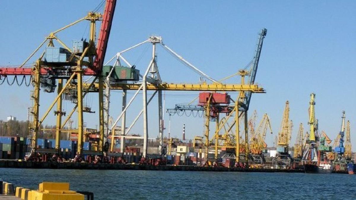 Українське судно незаконно затримали в ''Чорноморську'', – експерт