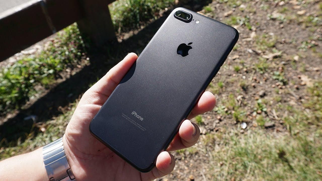 Несколько моделей iPhone подешевели в Украине: новые цены Несколько моделей iPhone подешевели в Украине: новые цены