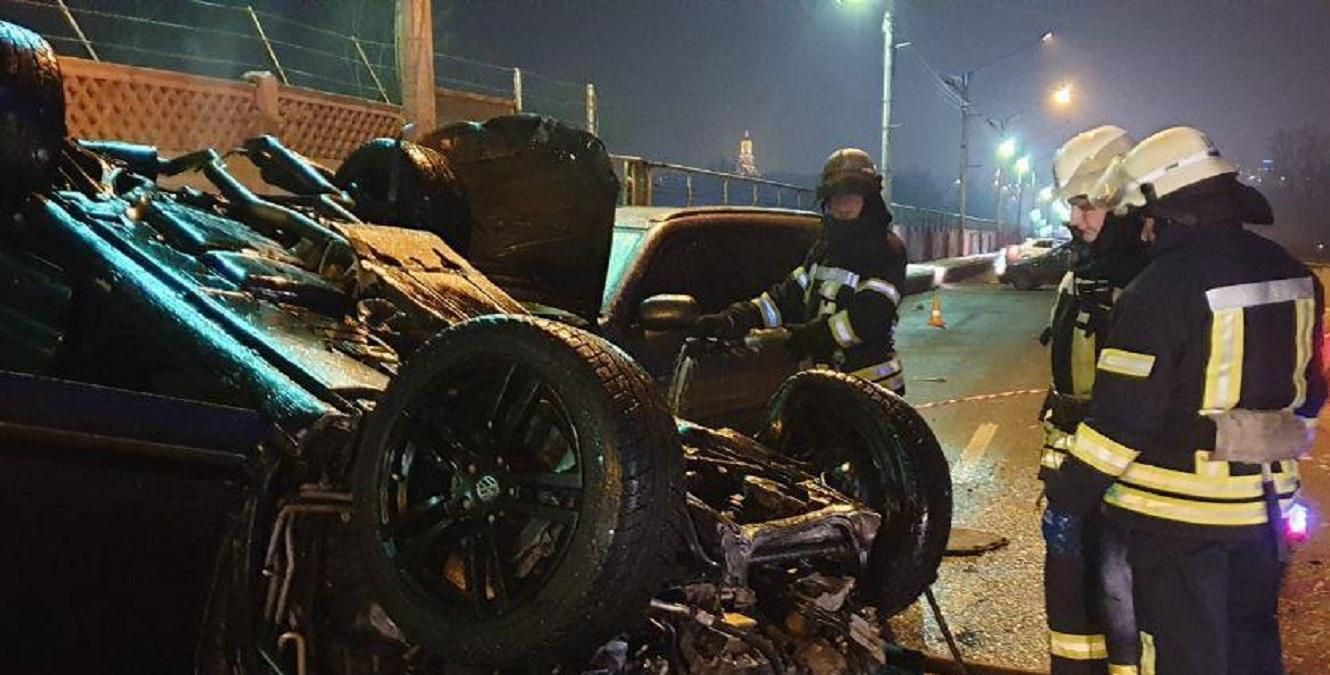 У Києві п'яний водій влаштував ДТП та паралізував рух Русанівським мостом