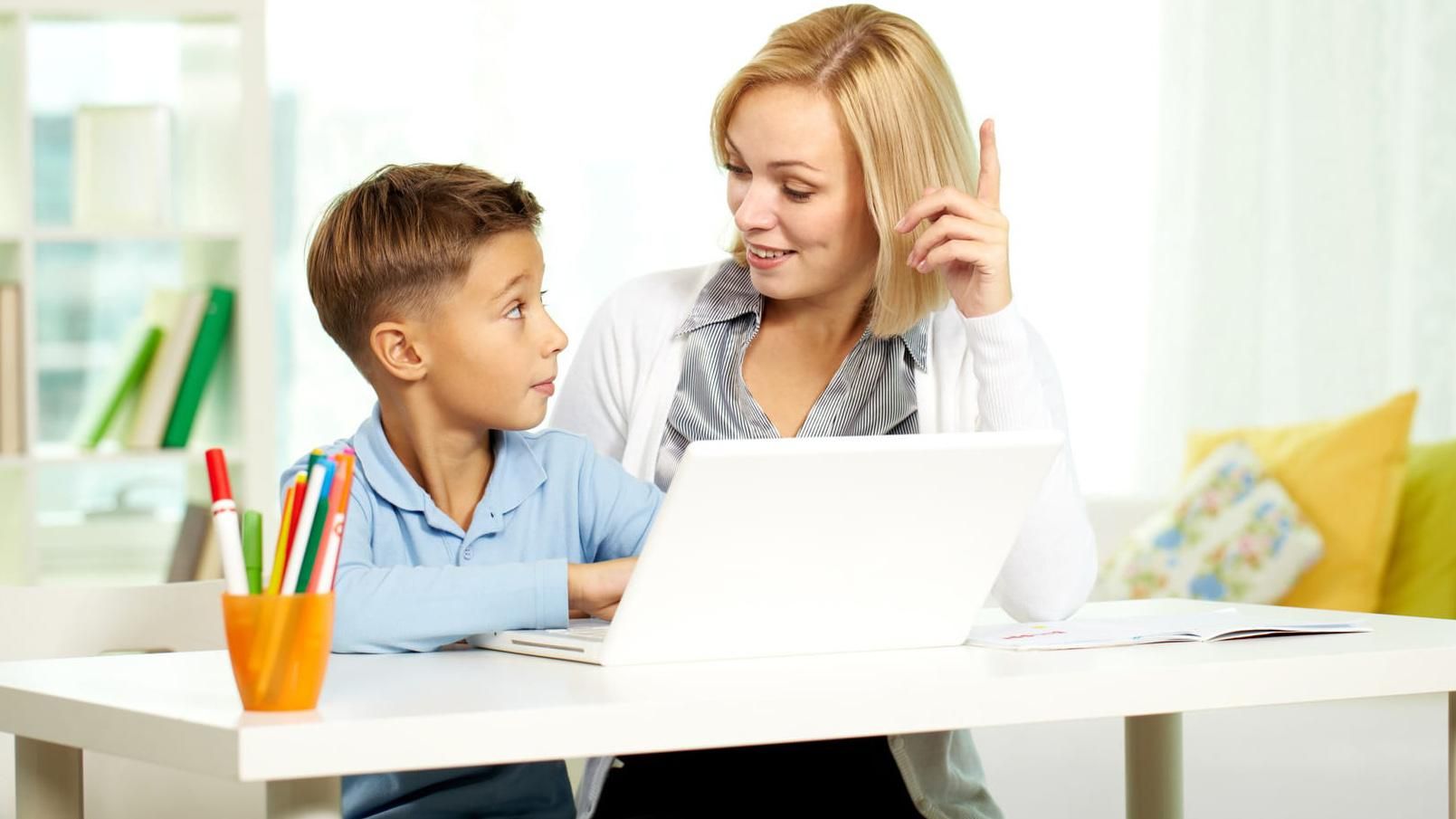 Репетиторов обязали задекларировать свои доходы Репетиторов обязали задекларировать свои доходы