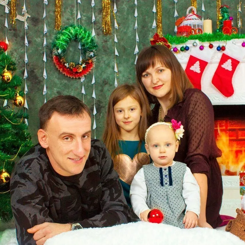 Рідний брат Лесі Нікітюк з родиною Рідний брат Лесі Нікітюк з родиною