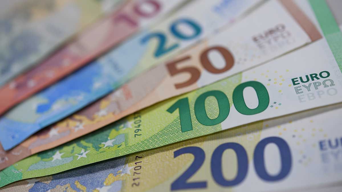 Курс валют НБУ на 14.02.2019: курс долара, курс євро
