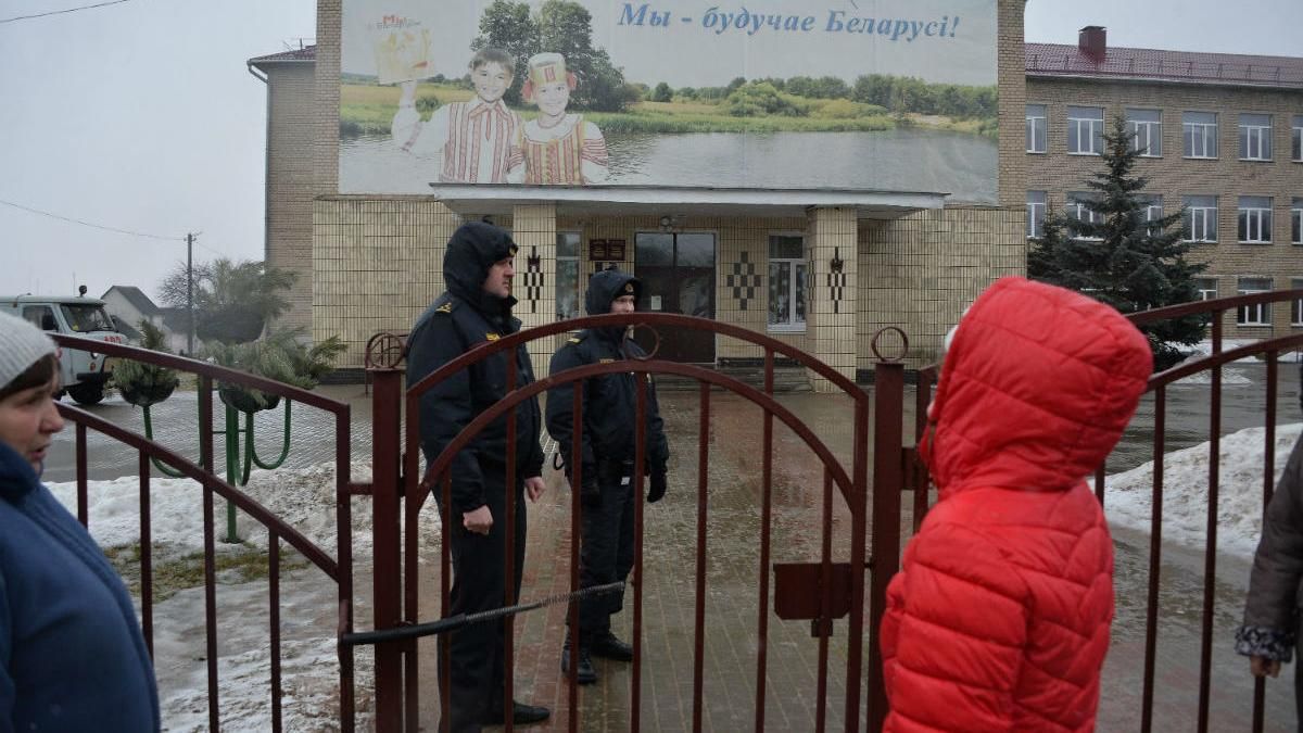 Кровавая резня в белорусской школе: ученик убил учителя и старшеклассника