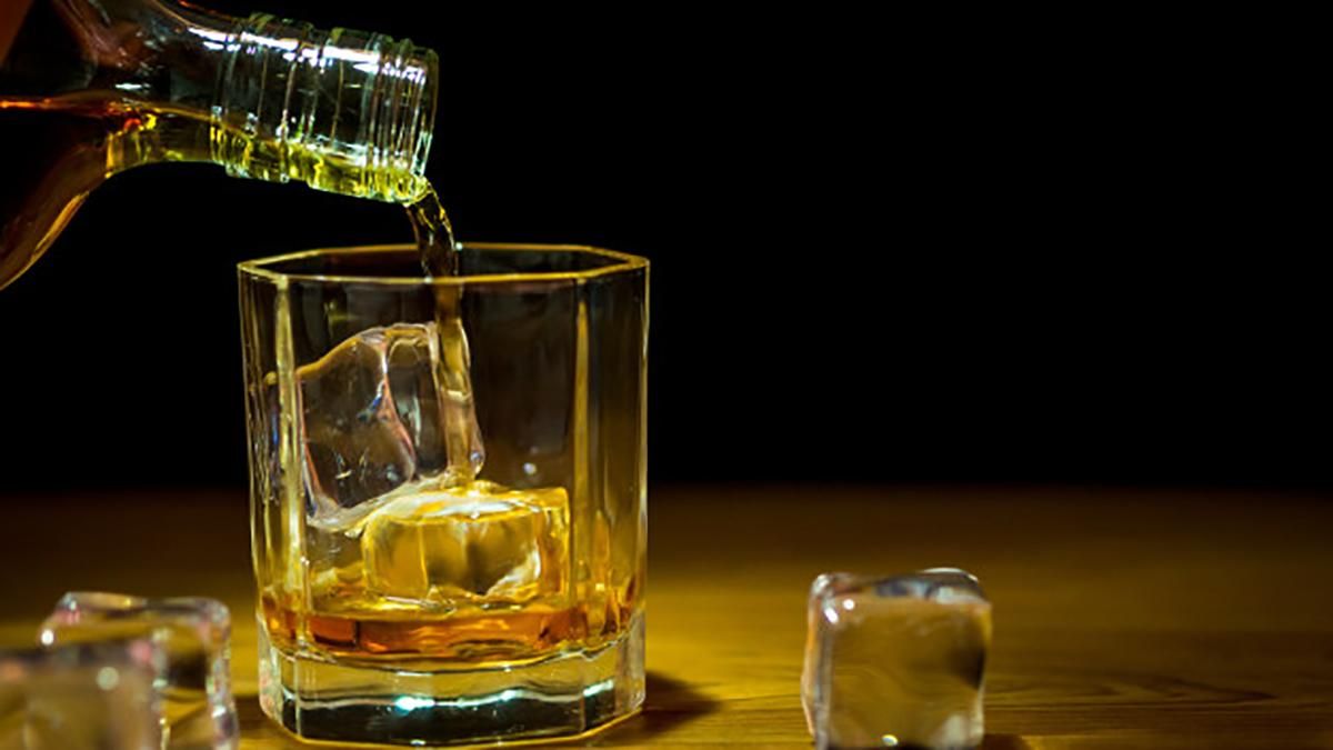Імпортний віскі може зникнути з України Імпортний віскі може зникнути з України