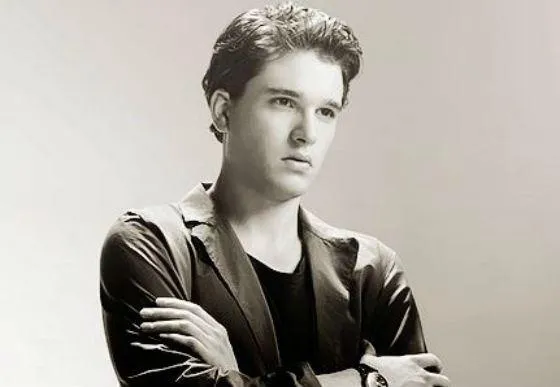 Кіт Херінгтон у юності Кіт Херінгтон у юності