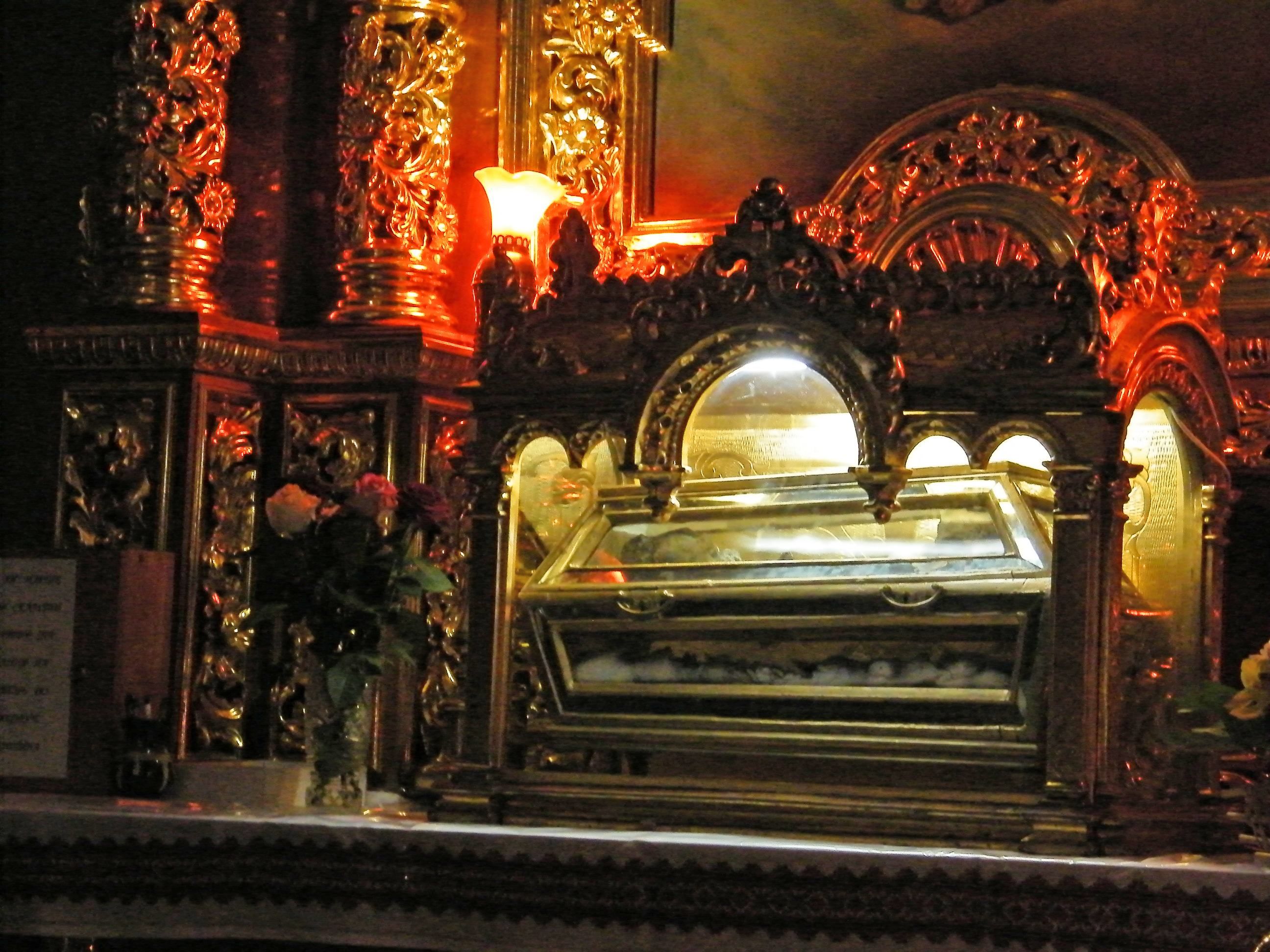 История о мощах святого Валентина, которые хранятся на Львовщине История о мощах святого Валентина, которые хранятся на Львовщине