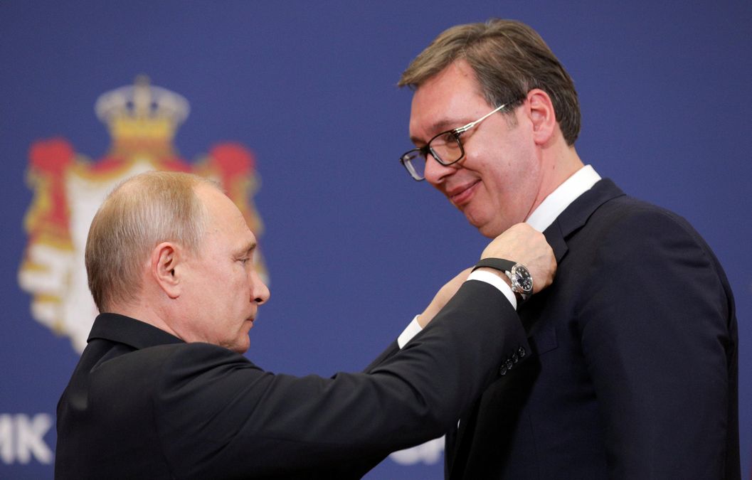"Дружим с Путиным и гордимся этим": президент Сербии и слушать не хочет о санкциях против России "Дружим с Путиным и гордимся этим": президент Сербии и слушать не хочет о санкциях против России