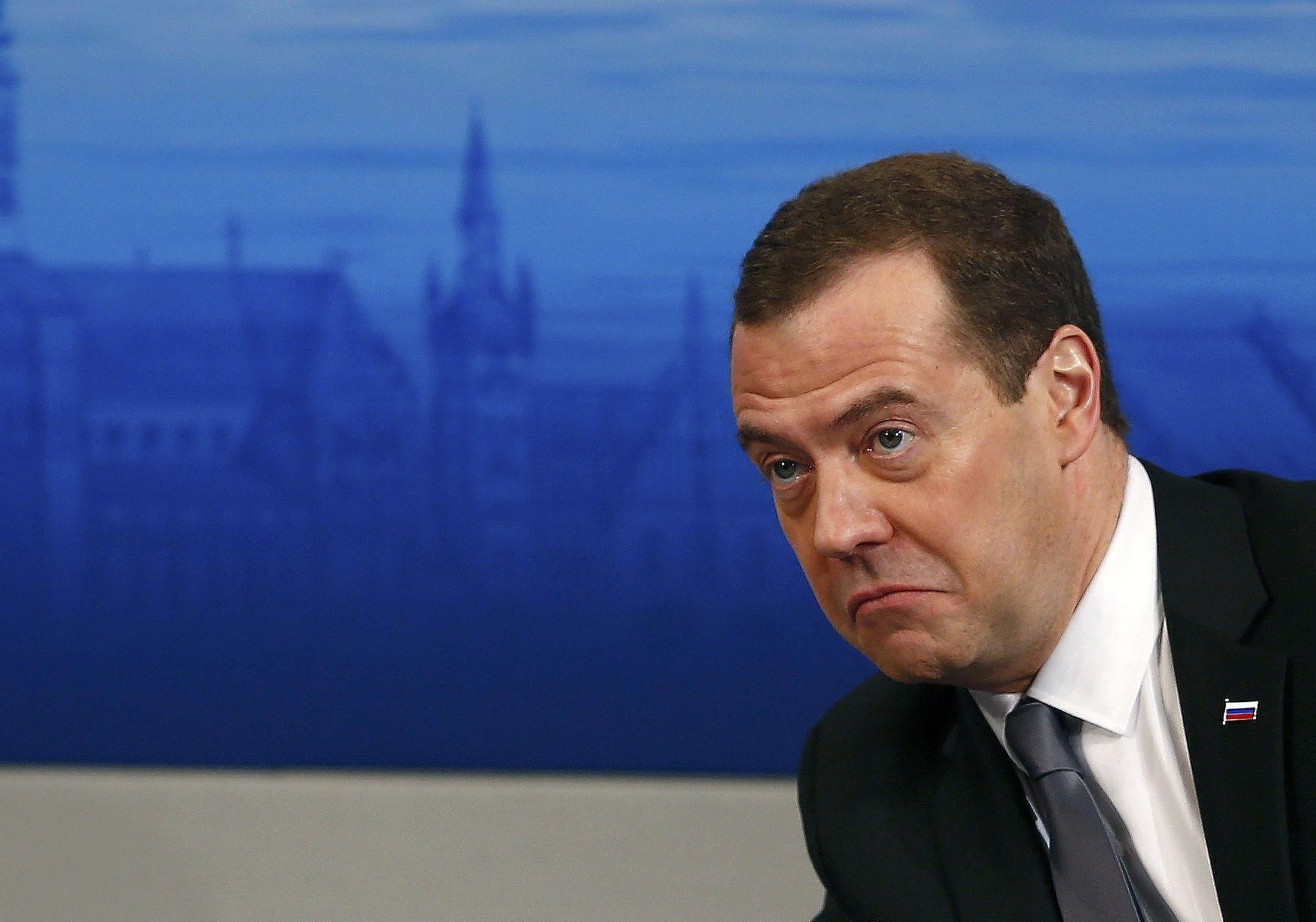 "Мы все равно будем идти своим путем": Медведев заявил, что Россия не боится никаких санкций