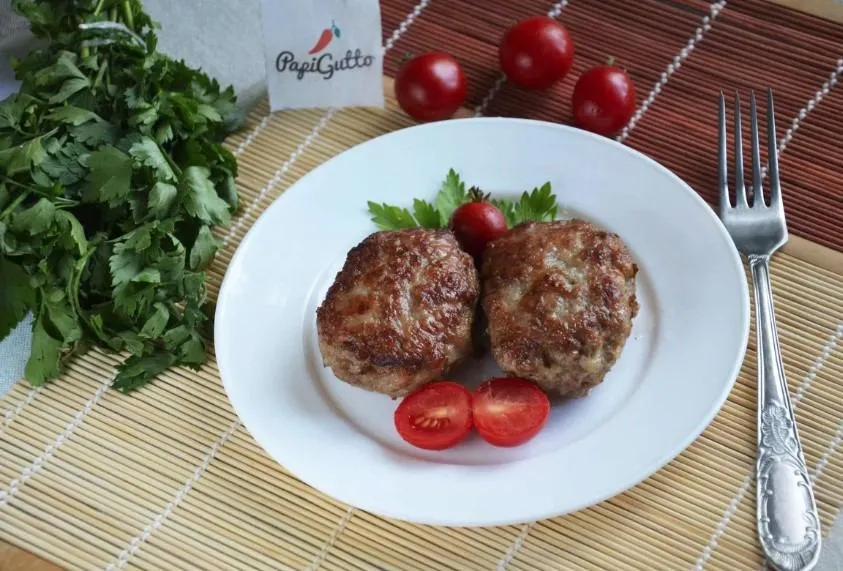 Домашні котлети Домашні котлети