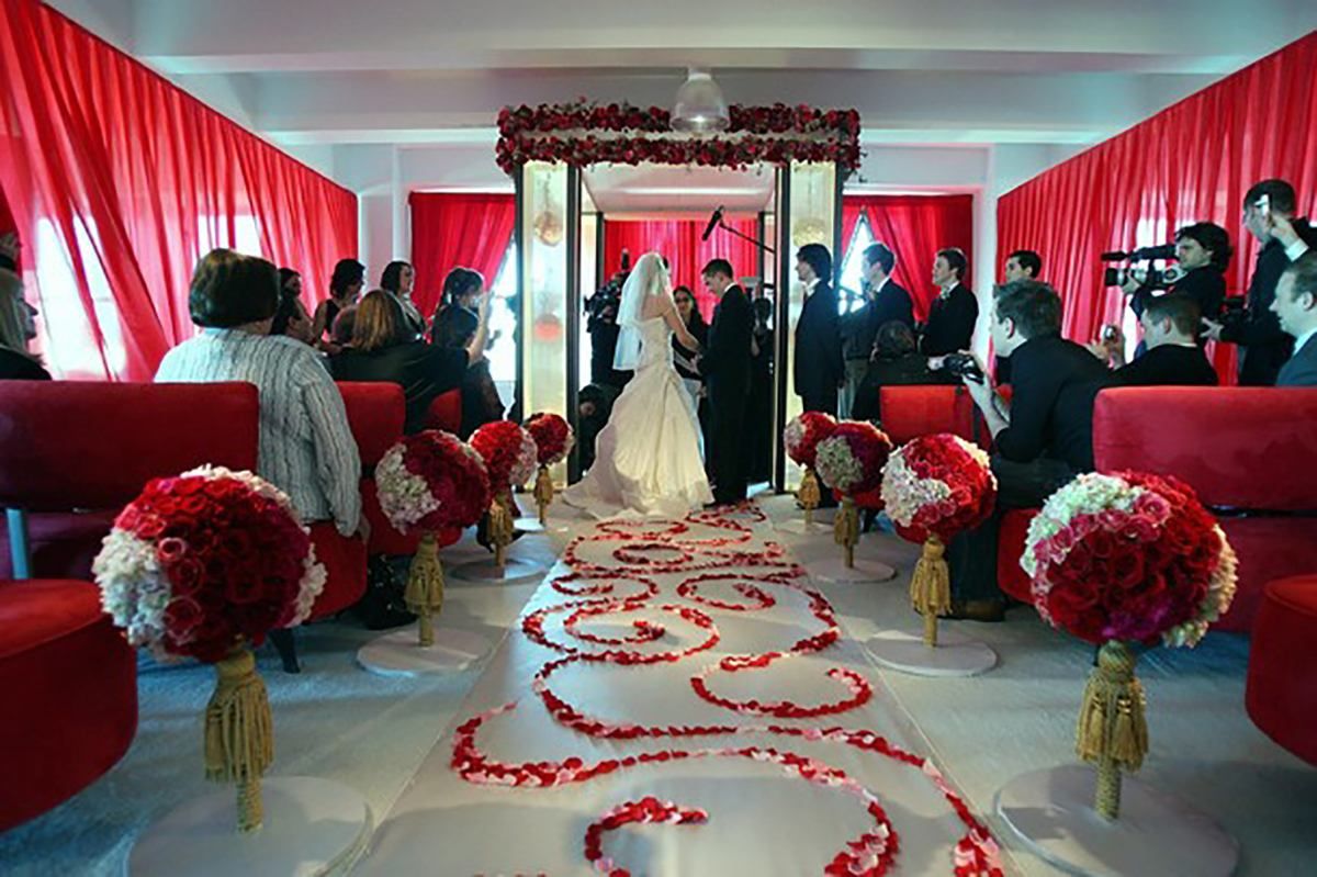 Сколько пар в Украине поженились в День Святого Валентина