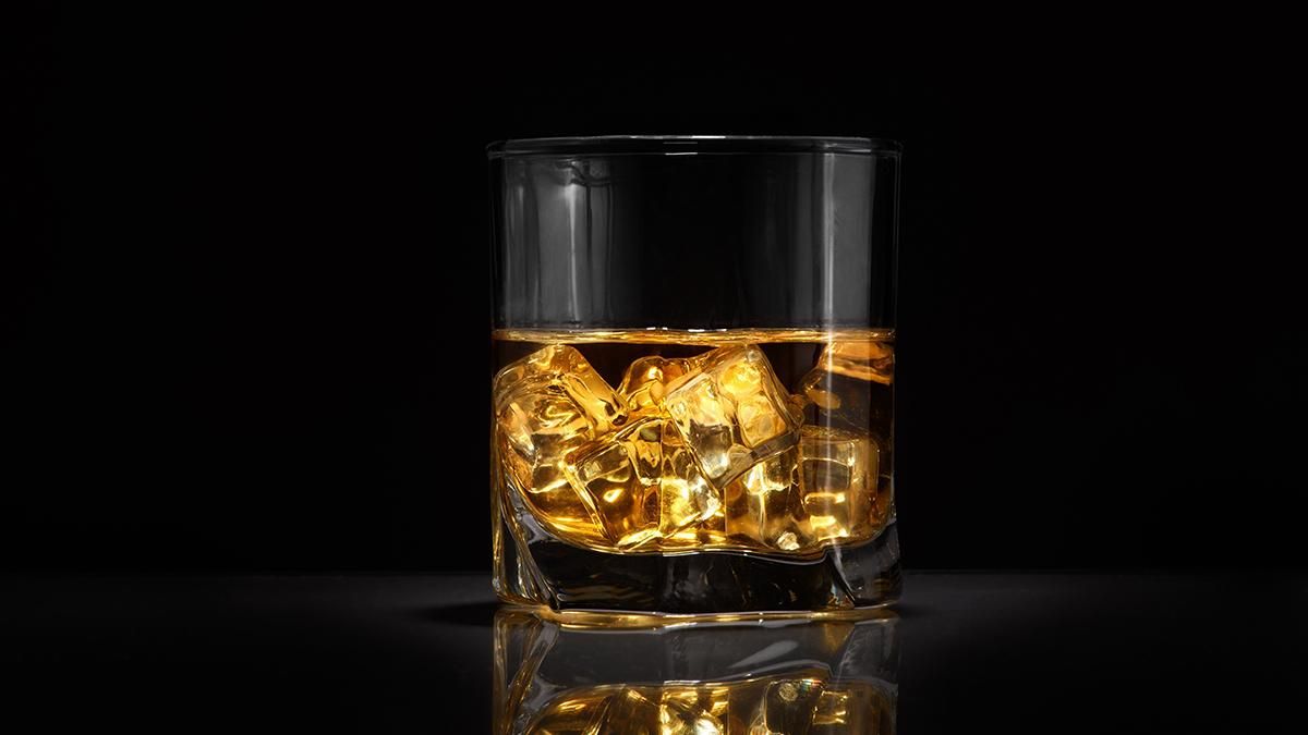 Для любителів віскі: у Раді пообіцяли врятувати напій від заборони Для любителів віскі: у Раді пообіцяли врятувати напій від заборони
