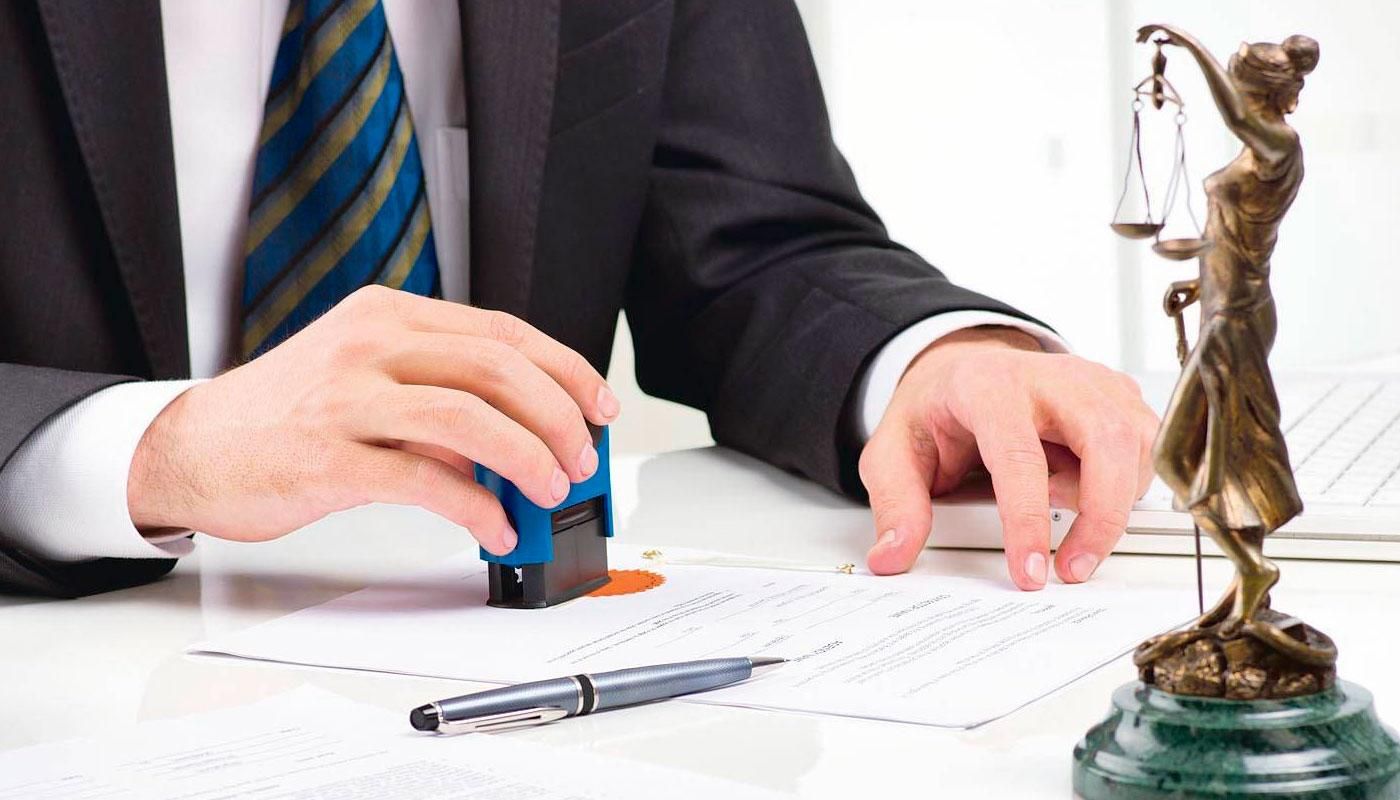 Приватні та державні виконавці: які проблеми виникають у їхній службі Приватні та державні виконавці: які проблеми виникають у їхній службі