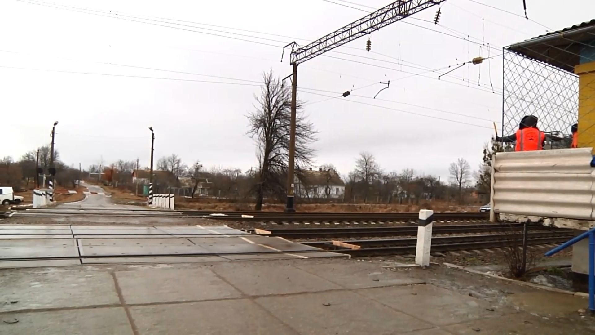 Село поделят пополам на Житомирщине: жители обвиняют "Укрзализныцю" Село поделят пополам на Житомирщине: жители обвиняют "Укрзализныцю"