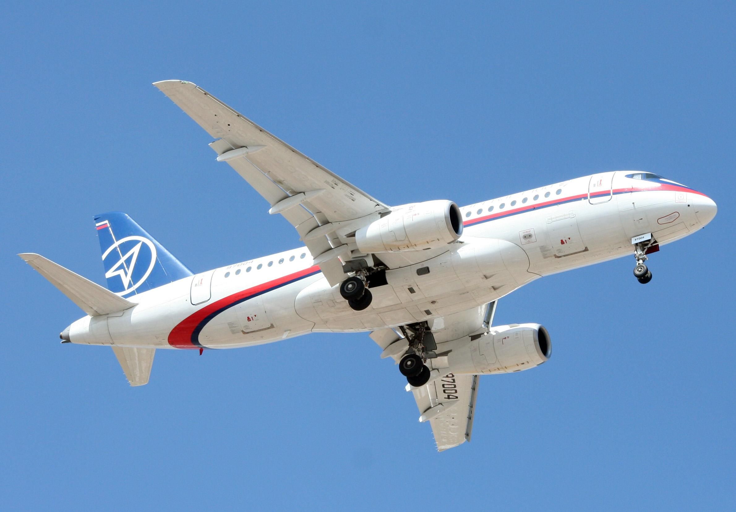 Единая европейская компания отказалась от российского самолета "Суперджет"