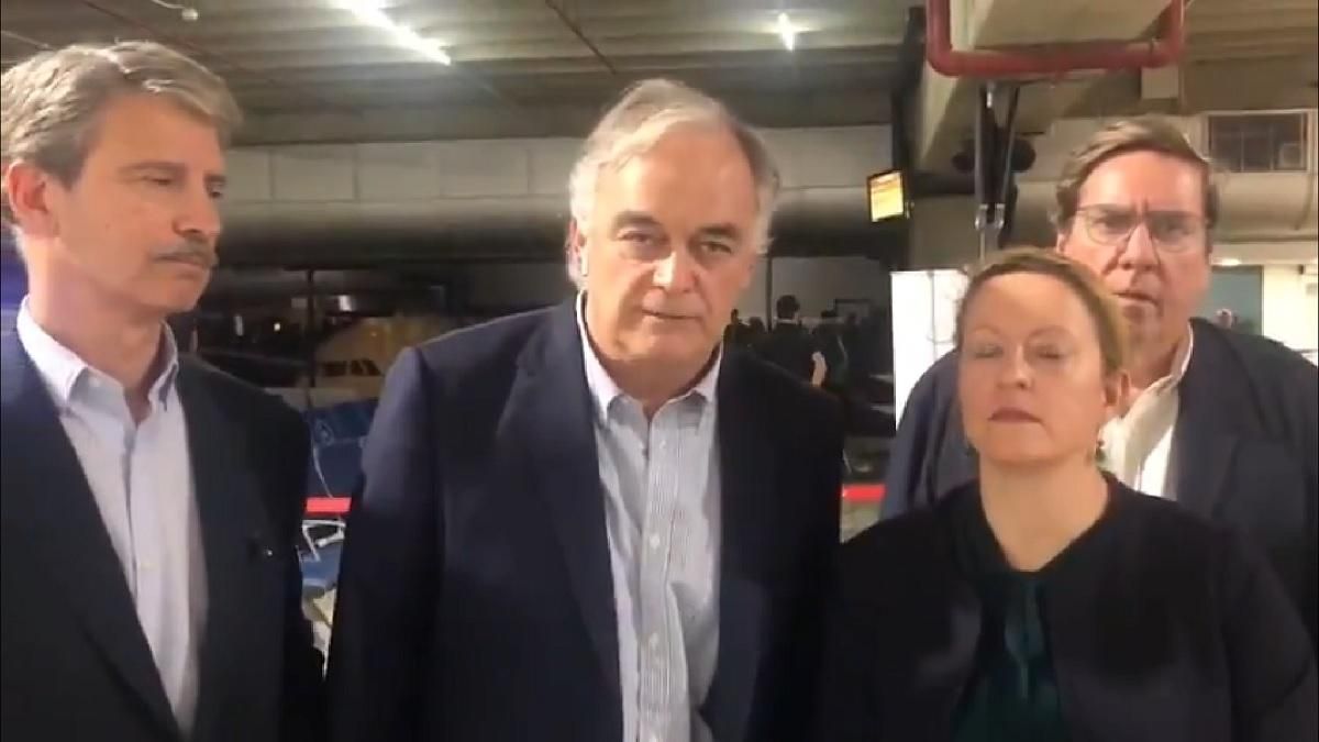 Депутатів Європарламенту видворили з Венесуели зі звинуваченням у підготовці змови Депутатів Європарламенту видворили з Венесуели зі звинуваченням у підготовці змови