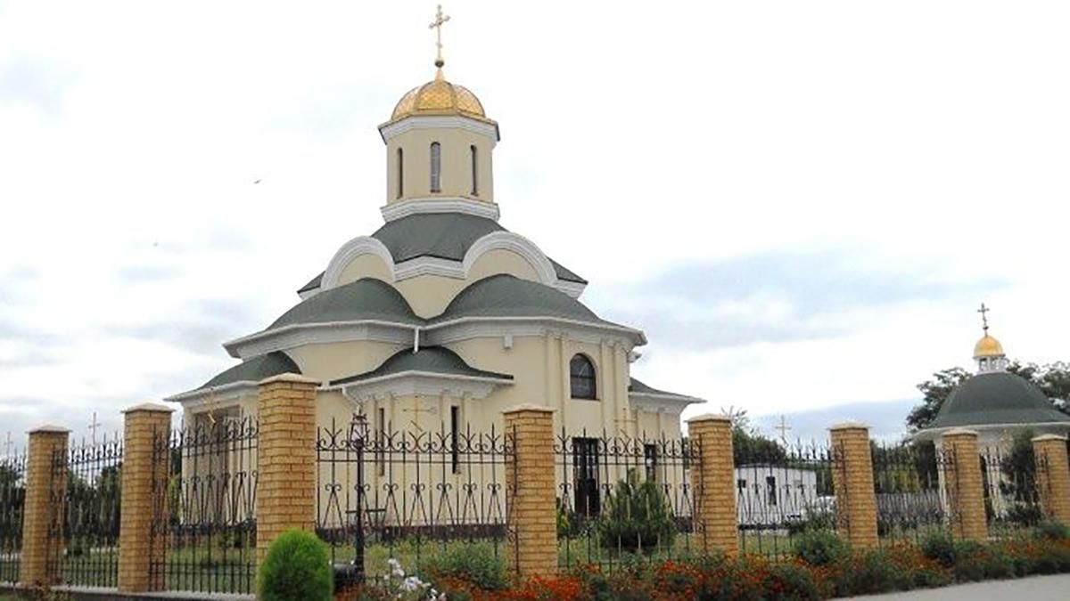 Це не вперше: зловмисники намагалися підпалити храми УПЦ МП у Запоріжжі (оновлено)