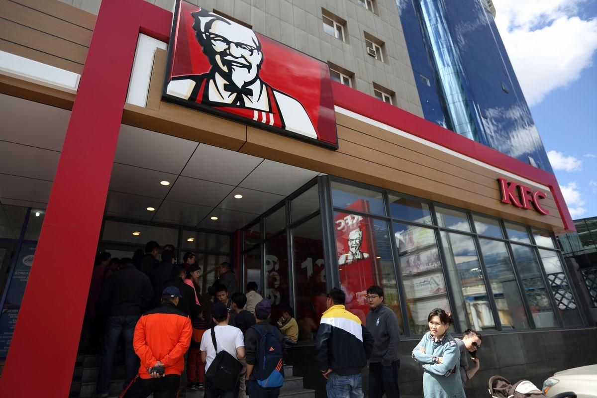 В Монголии сотни людей отравились после посещения местном ресторана KFC