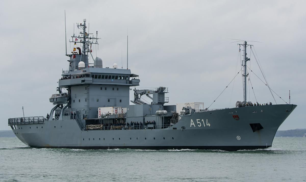 Кораблі НАТО увійшли в Чорне море Кораблі НАТО увійшли в Чорне море